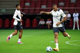 则让更多年 则让更多年